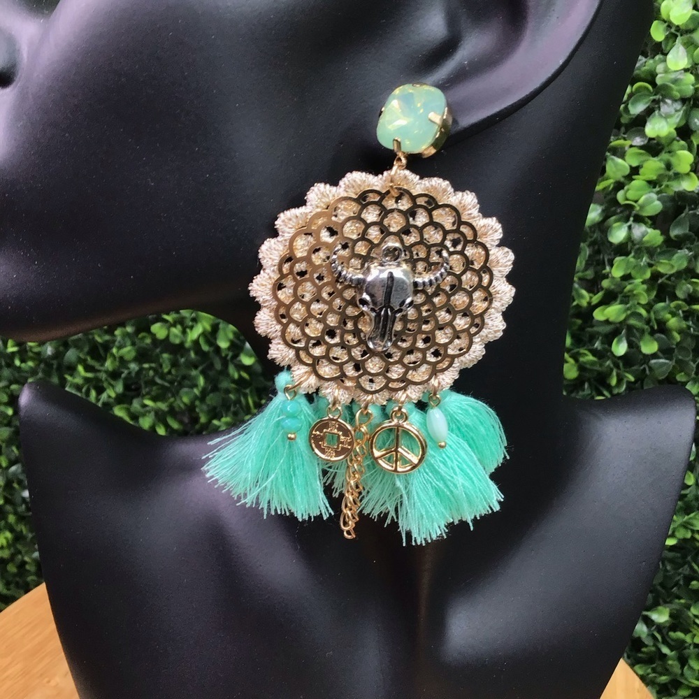 Western boho style earrings in color teal‎